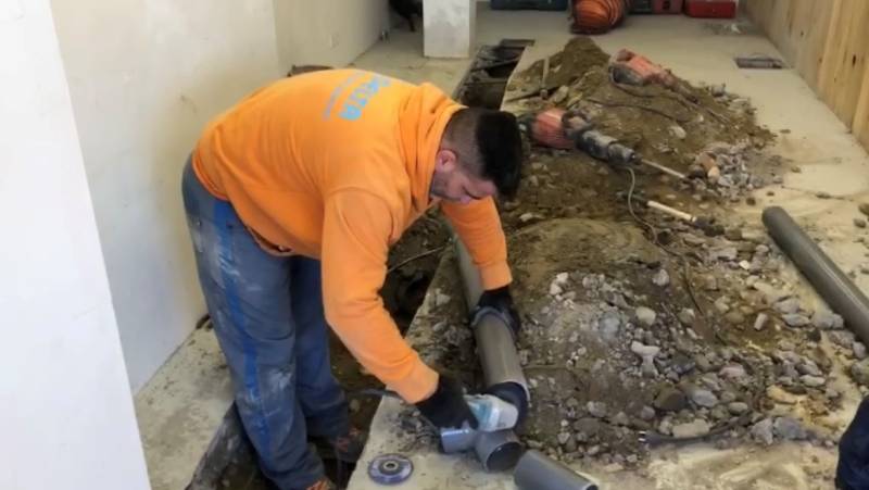 Réhabilitation de canalisations défectueuses à Nîmes, proche de Lunel.